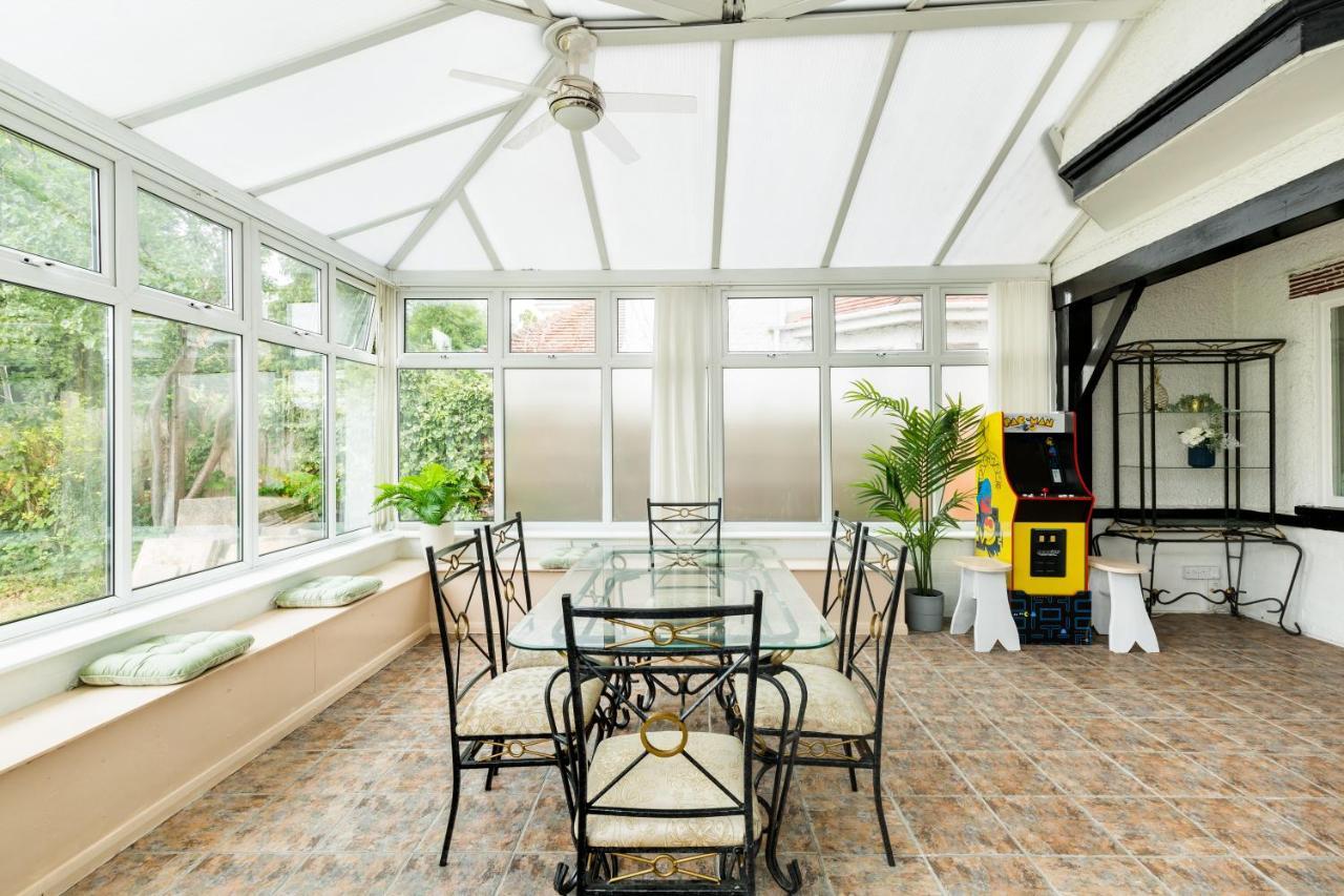 Beautiful 6 Bedroom House For 17 Guests Next To Edgbaston Stadium Birmingham Extérieur photo
