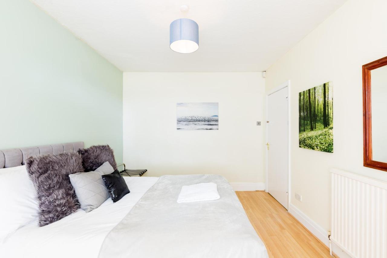 Beautiful 6 Bedroom House For 17 Guests Next To Edgbaston Stadium Birmingham Extérieur photo