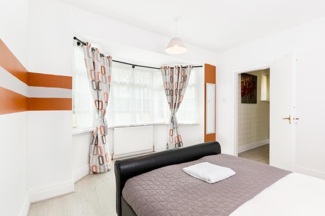 Beautiful 6 Bedroom House For 17 Guests Next To Edgbaston Stadium Birmingham Extérieur photo