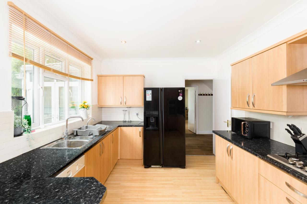 Beautiful 6 Bedroom House For 17 Guests Next To Edgbaston Stadium Birmingham Extérieur photo