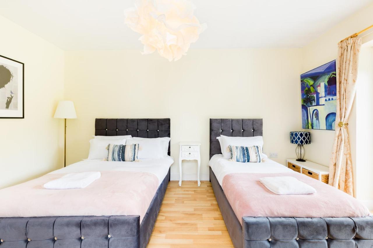 Beautiful 6 Bedroom House For 17 Guests Next To Edgbaston Stadium Birmingham Extérieur photo